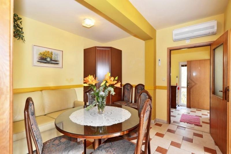 House Rogoznica Villa Lokva Rogoznica Bagian luar foto
